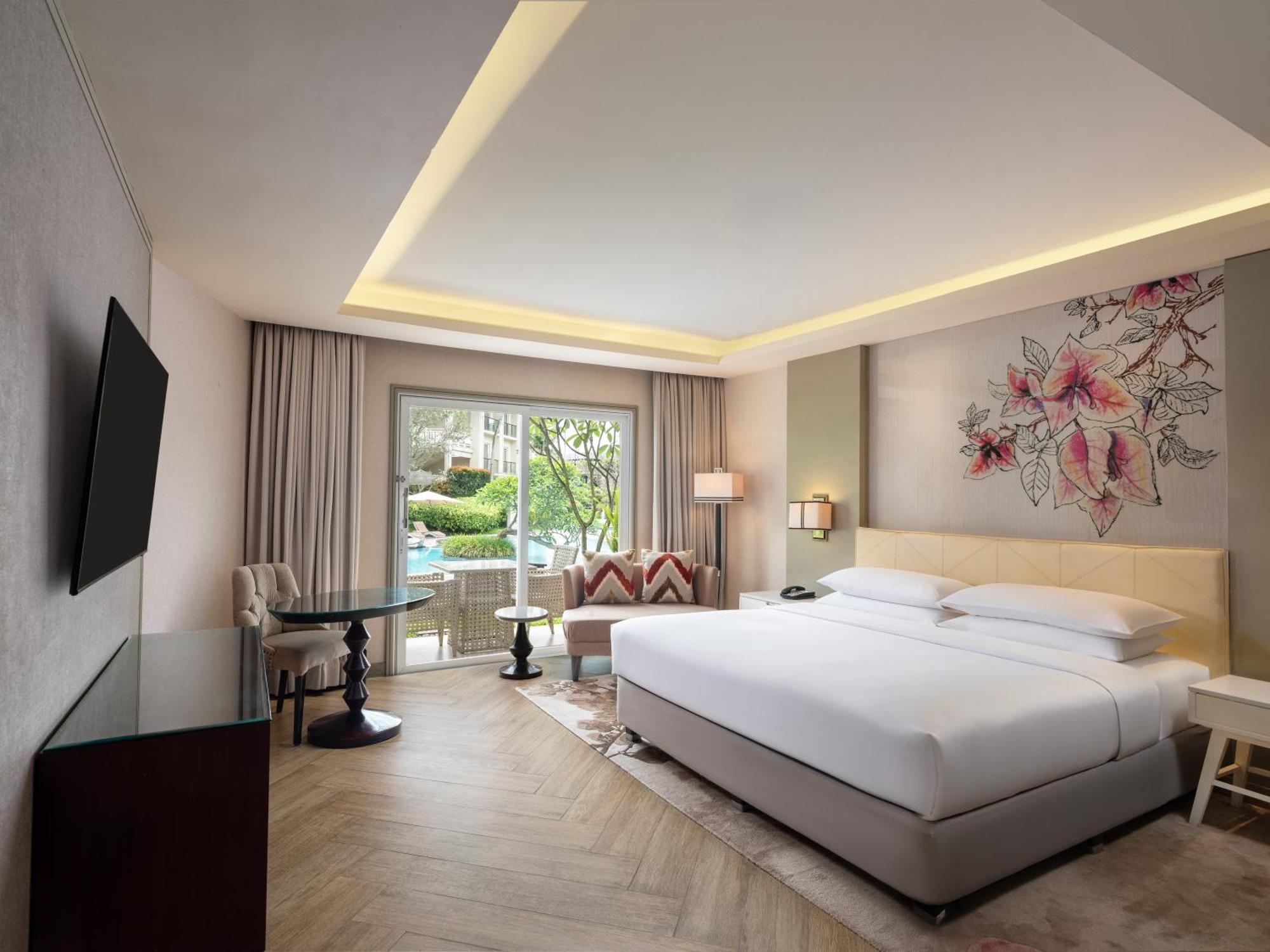 Sheraton Bandung Hotel & Towers Exterior photo